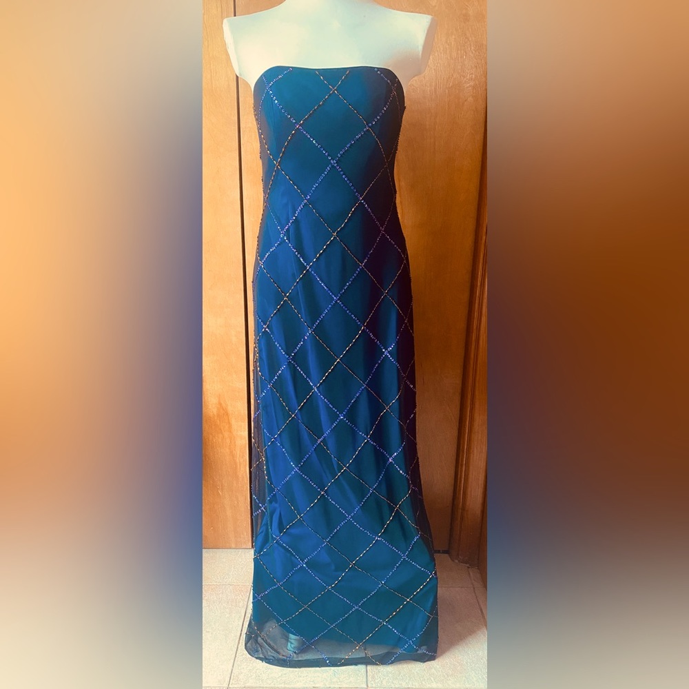 Vintage Adrianna Papell Gown, Size 6